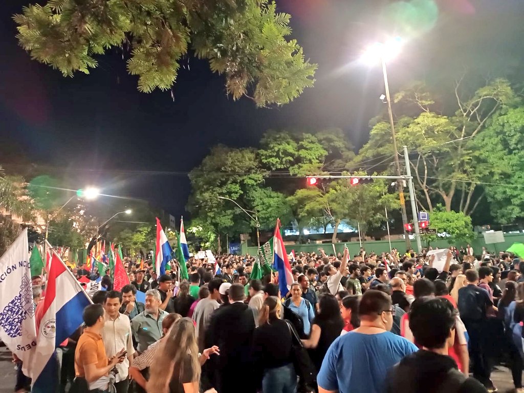 ¡Una fiesta cívica nos regalan los jóvenes!