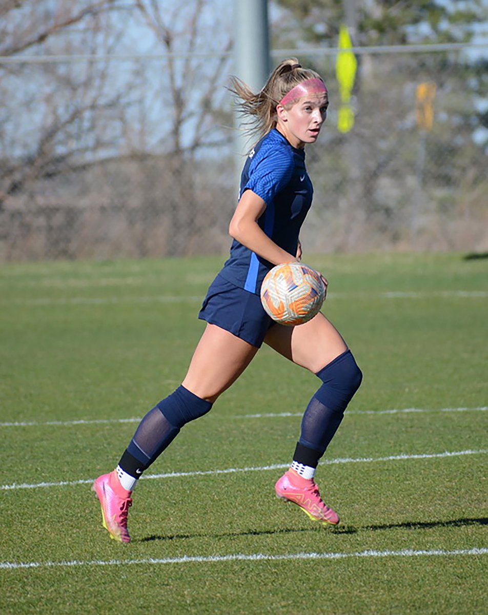 @HS_MUSTANGS junior @Raleighgreason w/ goals in the 50th & 53rd mins to extends Ralston Valley's lead to 3-0 over Chatfield. That's goals #22 & #23 on the season for Greason. #copreps