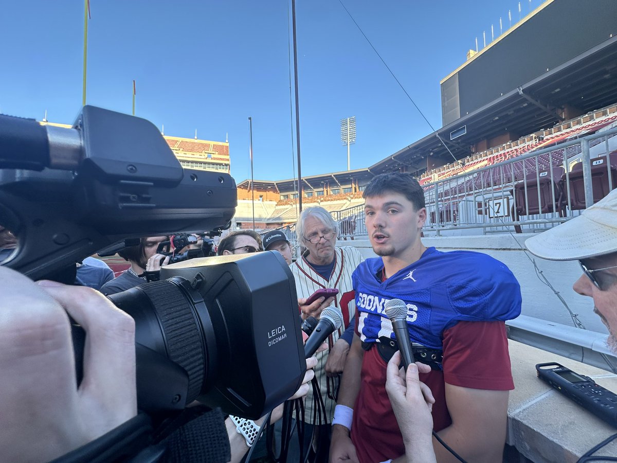 Spoke with Jackson Arnold after #Sooners practice today. Said he feels like he improved a lot this spring in terms of grasping the offense and leadership. Said he’s already working on putting together a retreat this summer for the offense, much like Dillon Gabriel did.