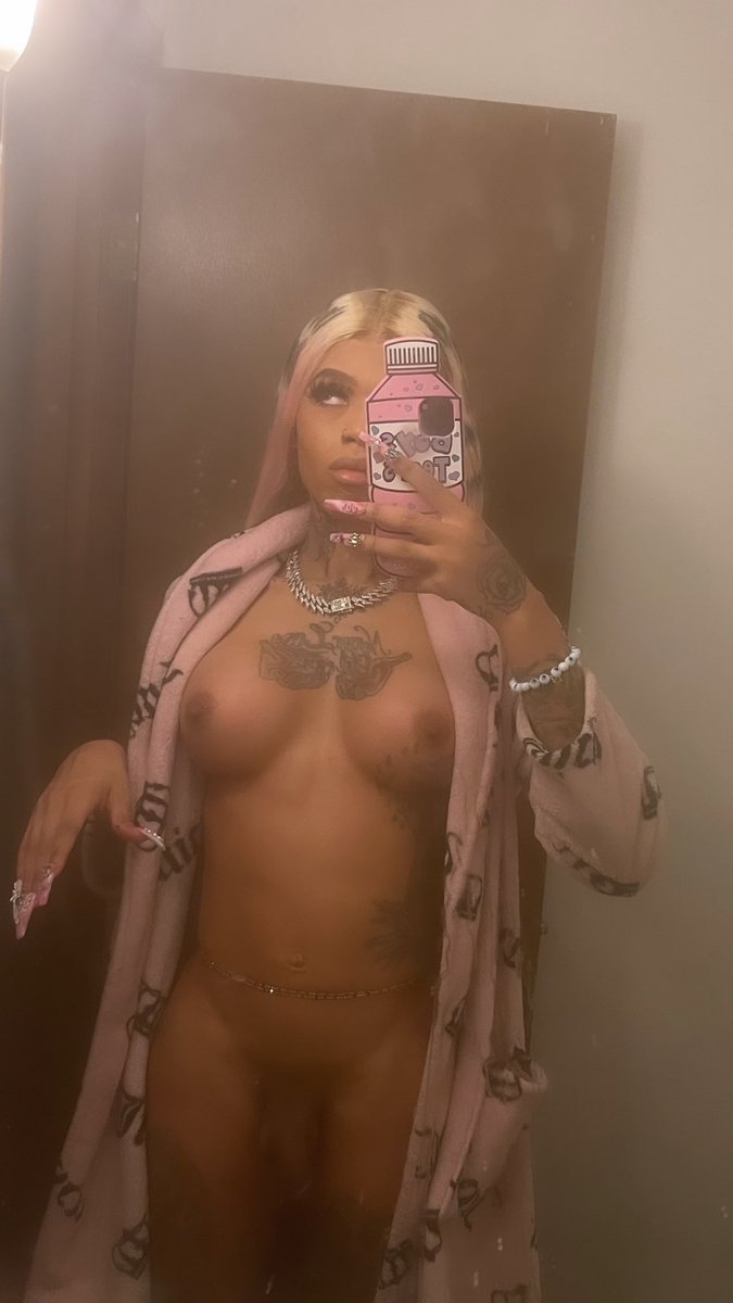 Hennessy Daughter tweet media