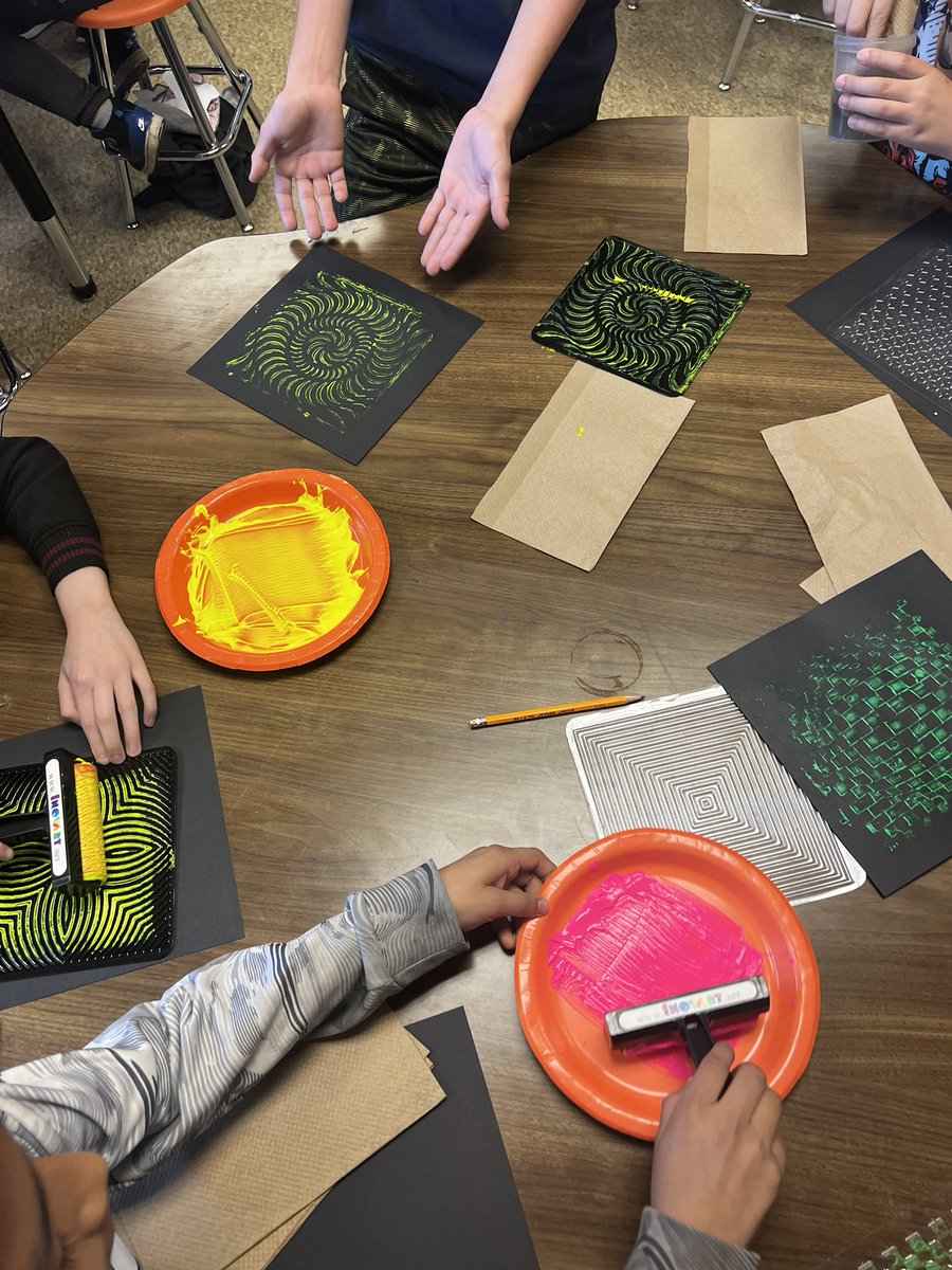 5th graders made prints with neon paint to display during our black light room transformation in a couple weeks! @MLEmustangs @JCPSKY #elementaryart