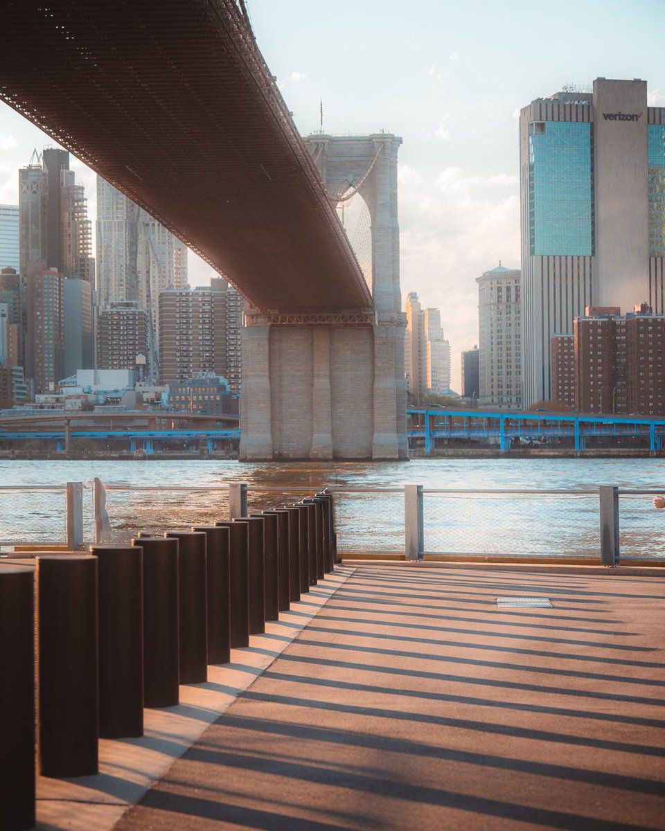 It’s amazing what a beautiful weather day and even better views can do for the soul. I love doing photography in NYC so much.