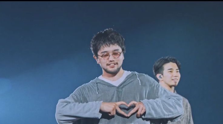 i__luv_u_6a6y__'s tweet photo. ←周りから見た井口理
                               ヌー民から見た井口理→ https://t.co/iI2QsqkAzm