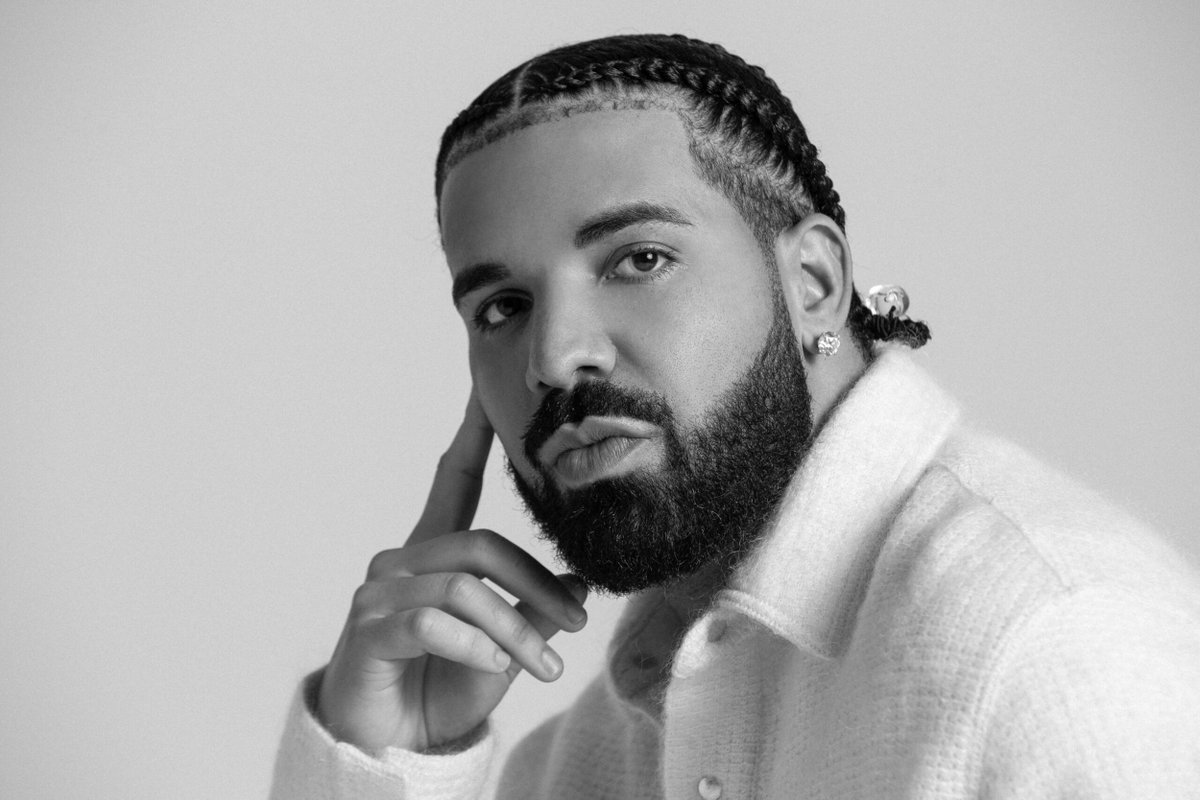 Kurrco's tweet photo. Drake says Rick Ross is "sandwiched in" in a "content creator crib" https://t.co/XsrzNeqEXA