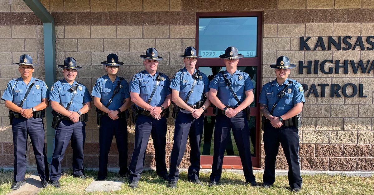 📍Troop E Zone 1 snapped a picture of their whole zone. Pictured L-R is LT J. Biera, TRP I. Gonzalez, TRP T. Rivera, TRP S. Edler, MSTRP J. Lawson Jr., TRP J. Landgraf, and TRP S. Cardenas. What qualities make a great law enforcement officer? Share your thoughts! #lawenforcement