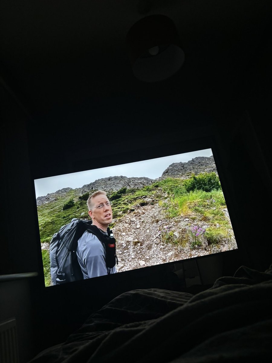 All ye need in life is a bed, tv, YouTube, and the main man