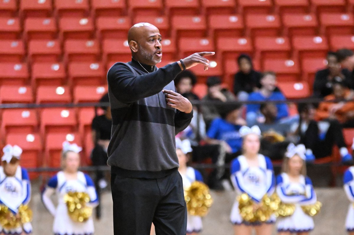 Introducing the 2023-2024 Fort Worth-area girls basketball coach of the year: Boswell's John Reese. Boswell had the furthest run of any 6A team in the FW-area, making it to the regional finals. READ: star-telegram.com/sports/dfwvars…