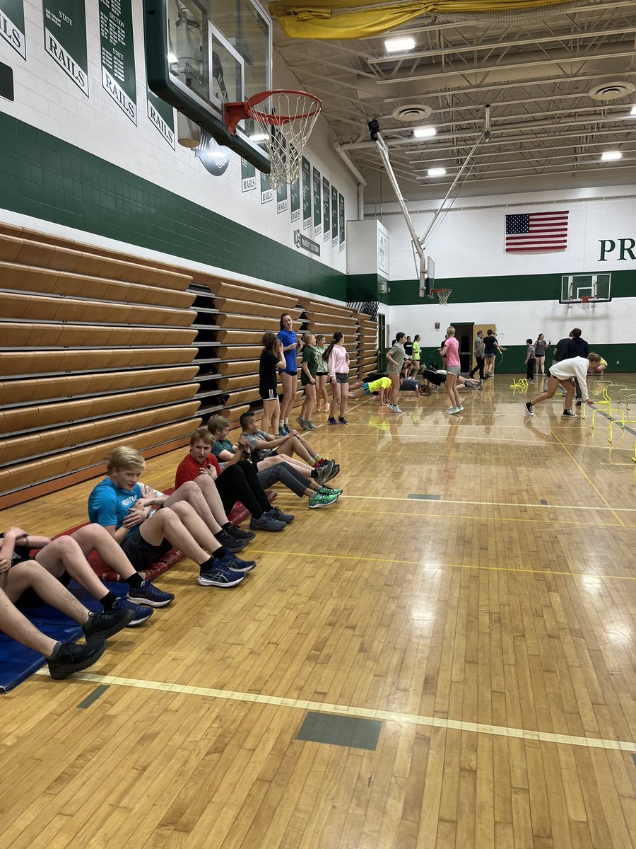 ProctorTandF's tweet photo. 42 degrees out?  50 mph winds?  Hail?  Horizontal rain?  None of it stops the Rails!  110 athletes in the gym doing circuits!  #WeTough #BuildingSteam @AliciaTipcke @MSHSLjohn @iambenburns @DNTSportsTeam https://t.co/FccwV2W1CX