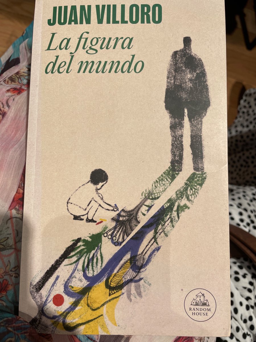 Juan Villoro hablando de su libro “la figura del mundo” y cómo la mirada del otro no se hace nunca borrando la nuestra, sino desde la conciencia de quien sabe que “somos iguales porque somos diferentes” nos complementamos