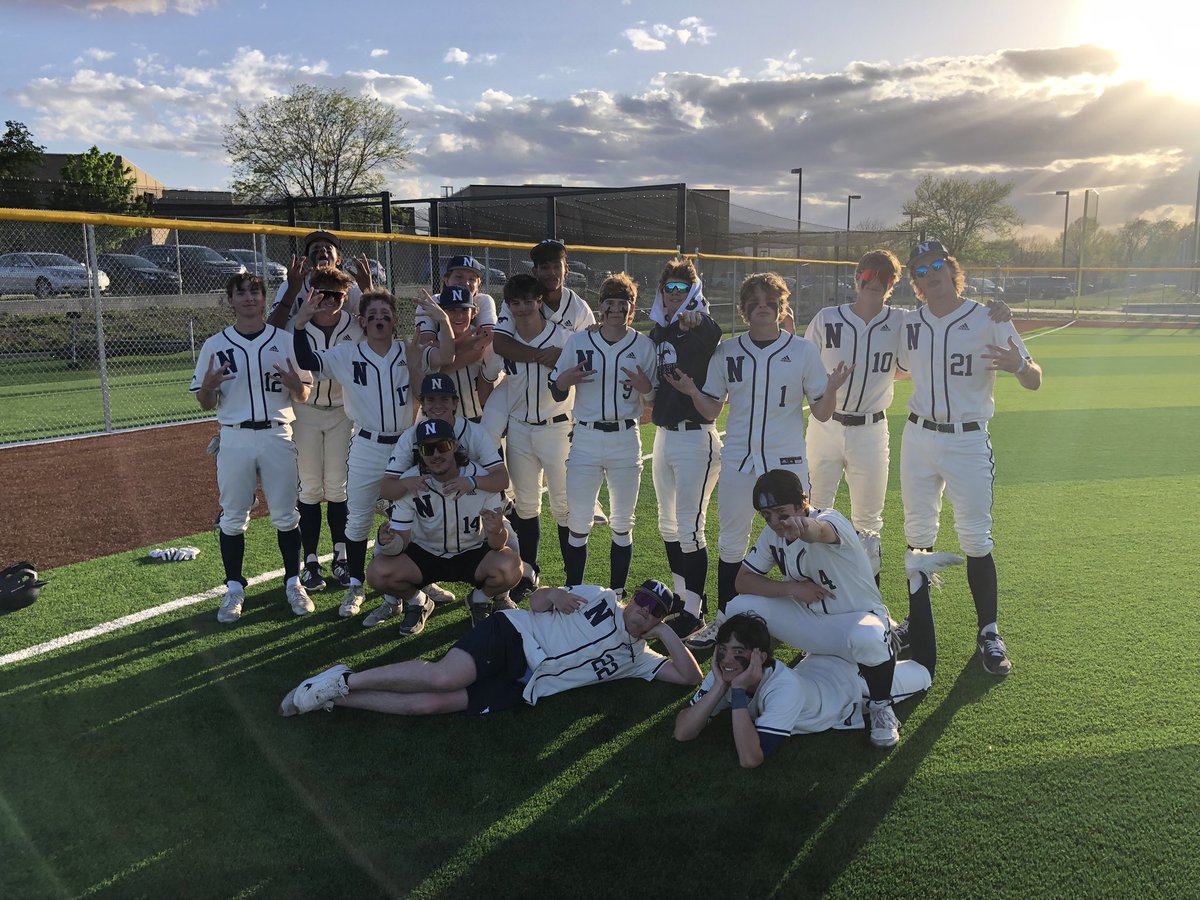 🚨 Mustangs Win!! 🚨 

BVN walks off a really good BVSW team in 8 innings by a score of 2-1.

Great team effort in all phases of the game.

“Magic Moment” - Holden Groebl with the walk-off double to end it. 

Back in action TH in the River City Festival. 

#SRU
#LetItRip
#OurWay