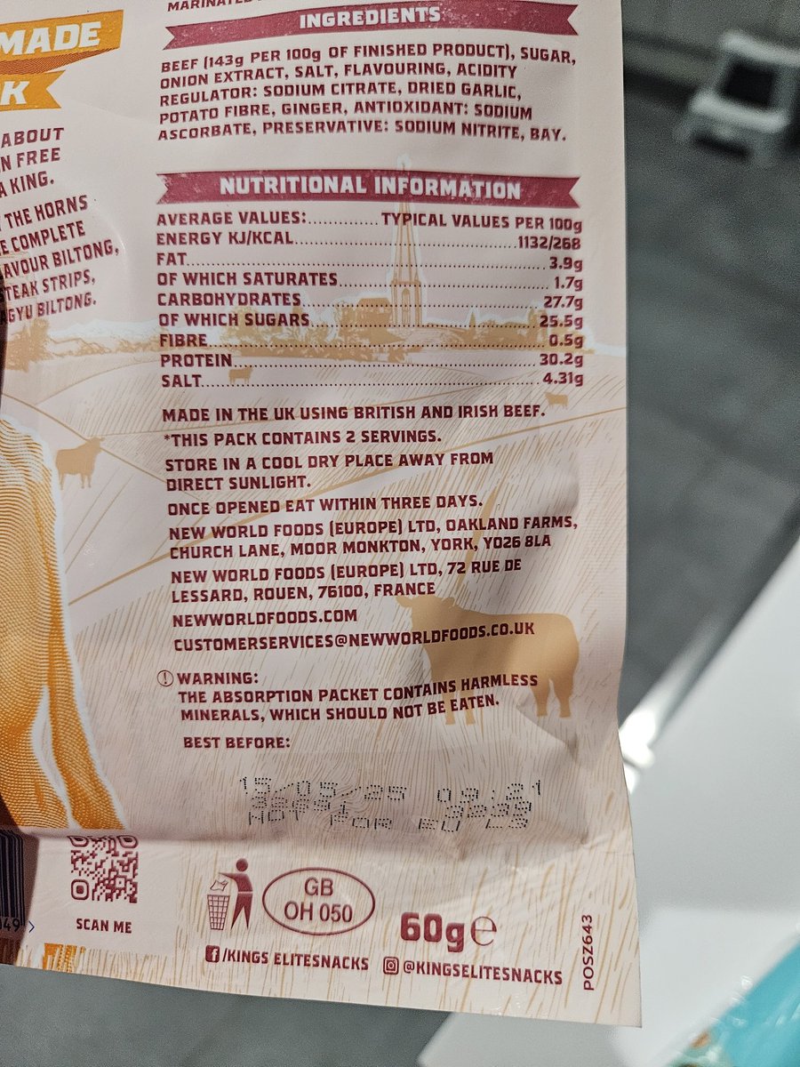 pitsy79's tweet photo. @kingssnacks help me out please.. This says 30g of protein..But on the back it says 30g protein per 100g..the packet is only 60g? And 81 cals refers to neither 100g OR 60g (it refers to a 30g serving) this packaging is SO misleading, I cannot work out the macros in this at all?! https://t.co/f6wJBrlzjN