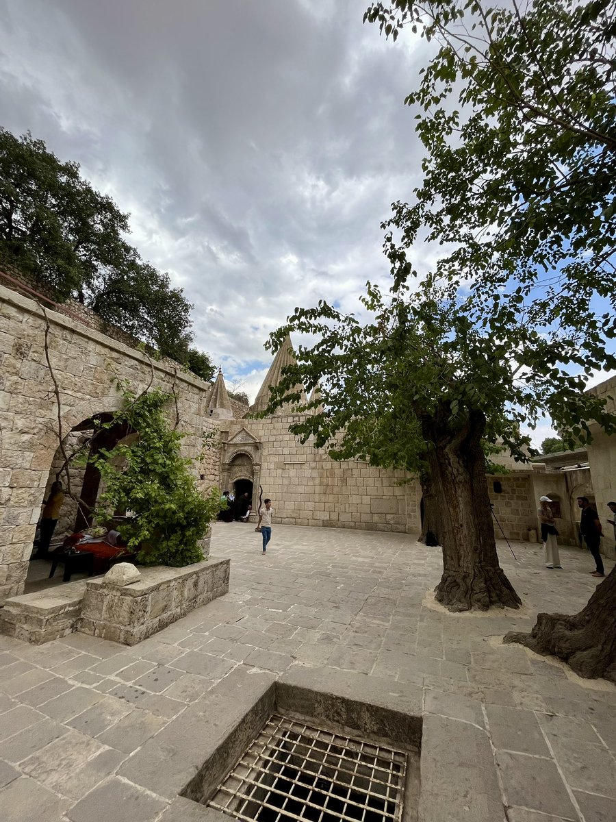 Congratulations to the #Yezidi community in the #Kurdistan region, #Iraq and beyond on the occasion of the New Year | Çarşema Sarê Salê Eyda Tawisî Melek Piroz Be! 🦚🪔🕊️ 📸Lalish Temple #ÇarşemaSarêSalê