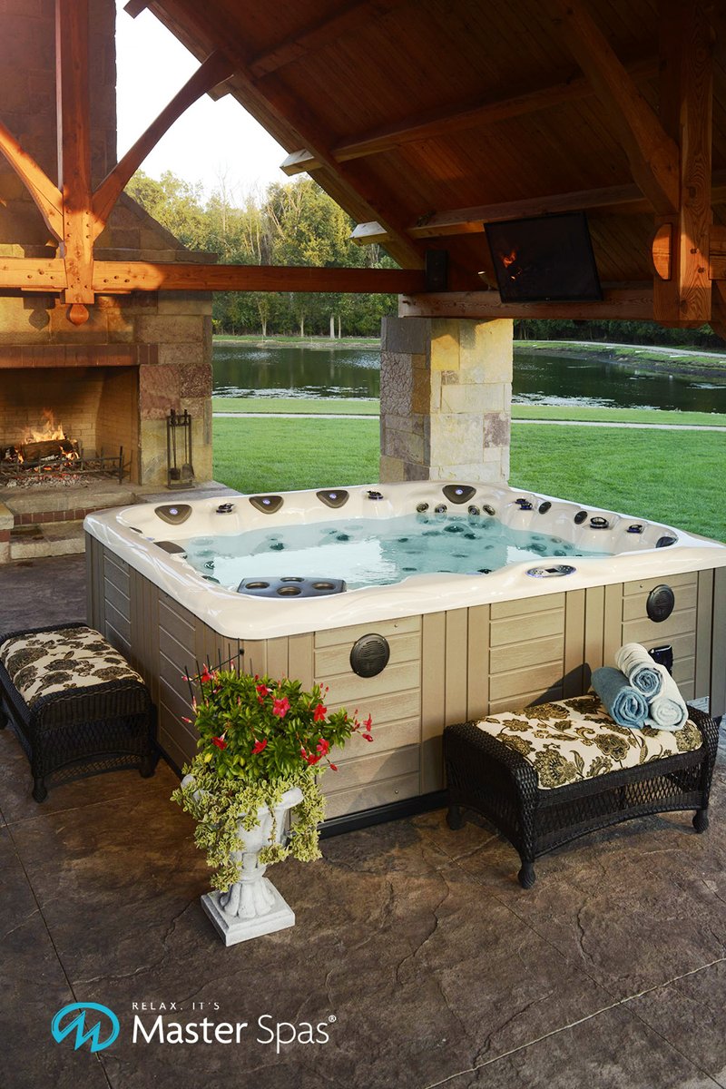 If you're thinking about a backyard makeover, we've got ideas for you! Check out these 2020 Backyard Makeover Ideas!   masterspas.com/blog/backyard-…  #backyardmakeover #homedesign #masterspas #relaxitsmasterspas #landscape