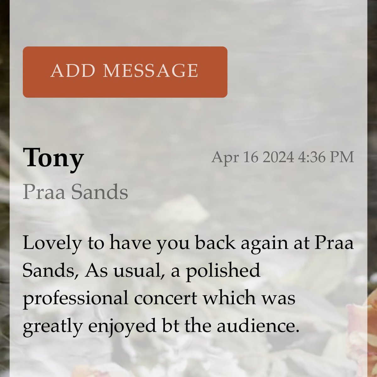 sarahmcquaid's tweet photo. Lovely guestbook comment from the wonderful Tony Apple at #PraaSands Community Centre where I played Saturday night! Looking forward to my six and a half week UK & Ireland #tour — I’ll be at @glorennis #Ennis this Fri, -> https://t.co/tp0vbdDCec