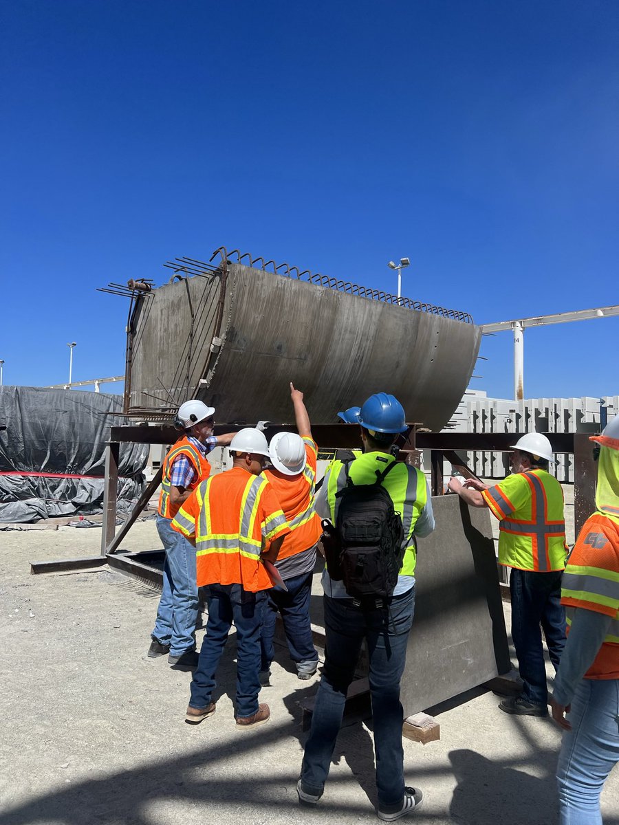 Earth Tones Lab tweet media