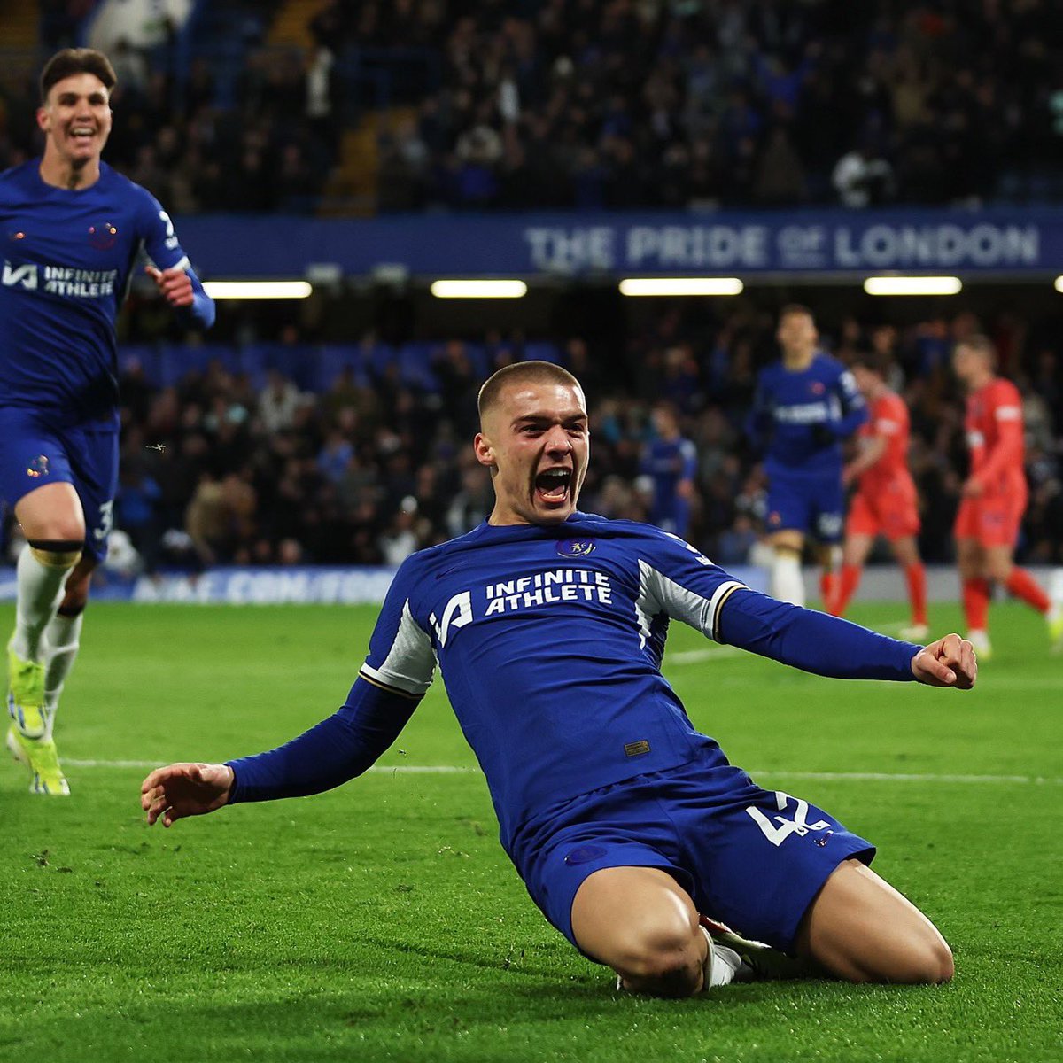 alfie_gilchrist's tweet photo. Unforgettable moment. 💙⚽️ 

From the stands to the pitch, proud to score my first Premier League goal for the club I've always supported. Grateful for all the love and support. This is just the beginning! #CFC @ChelseaFC https://t.co/BTFyEfrrgZ