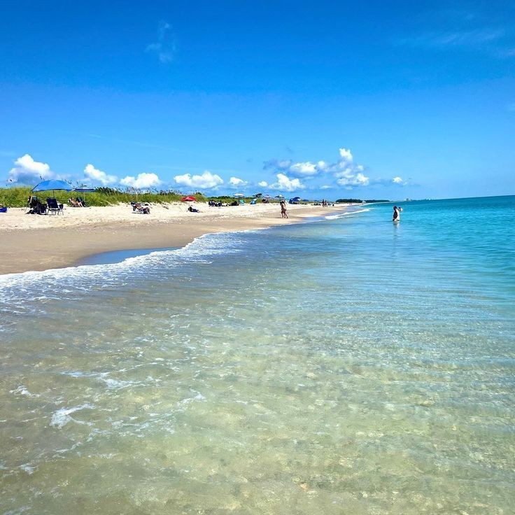 Beautiful day #florida beaches u know where lol 🤣