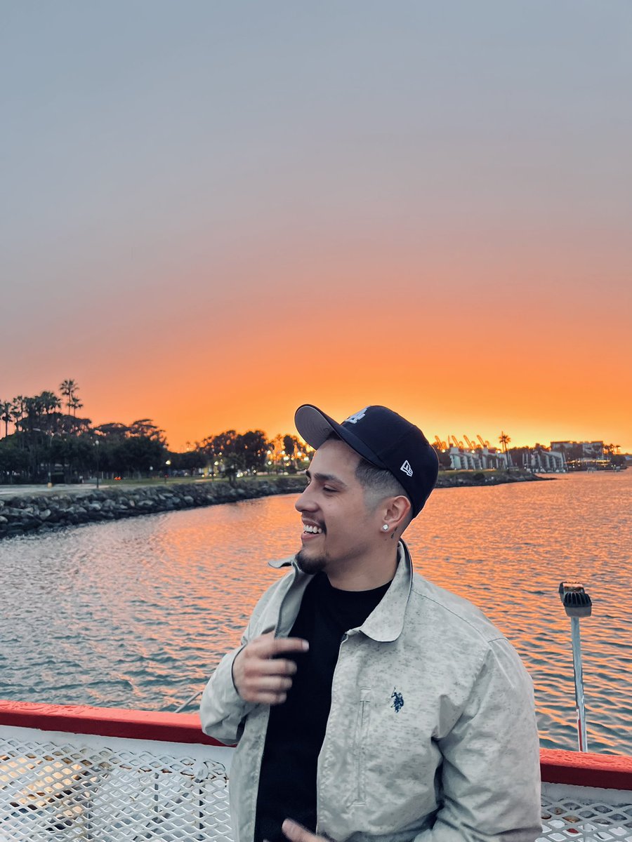 abruuham's tweet photo. Blessed to see another one! 💯
#24yrsold https://t.co/LSBwdzf5vK