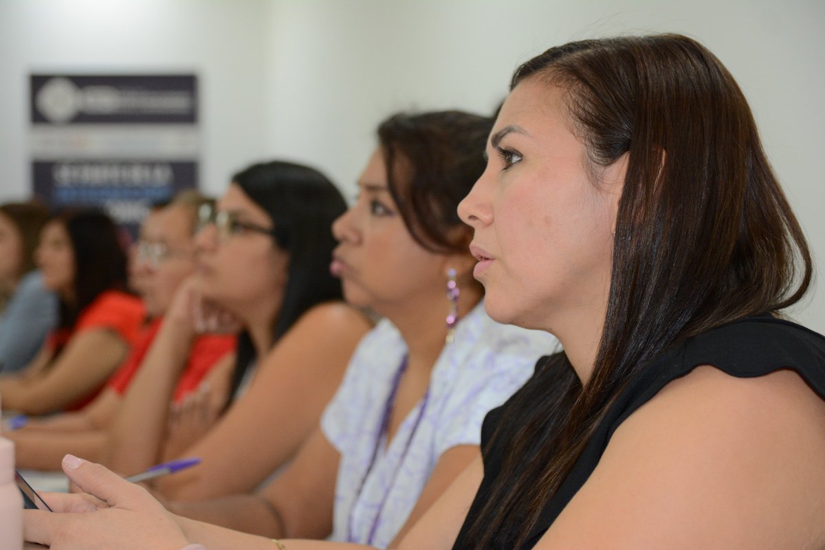 CONAMYPESV's tweet photo. #AcontecerMYPE | Hoy, junto a #FANTEL y #CDMYPE UNICAES Ilobasco, desarrollamos el Módulo II del Diplomado de #MujerYNegocios, en el que participan 36 empresarias de Cuscatlán, San Salvador y La Libertad. https://t.co/FXnxd3UKbR