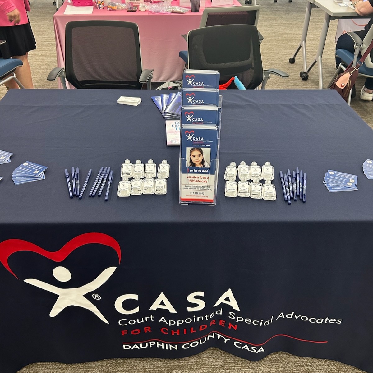 We are at the Central PA Volunteer Fair, sponsored by Leadership Harrisburg Area from 4pm to 7:30pm! Come visit us at the Commonwealth Charter Academy in Harrisburg 🤩 #nonprofit #harrisburg #casa #pennsylvania #dauphincounty