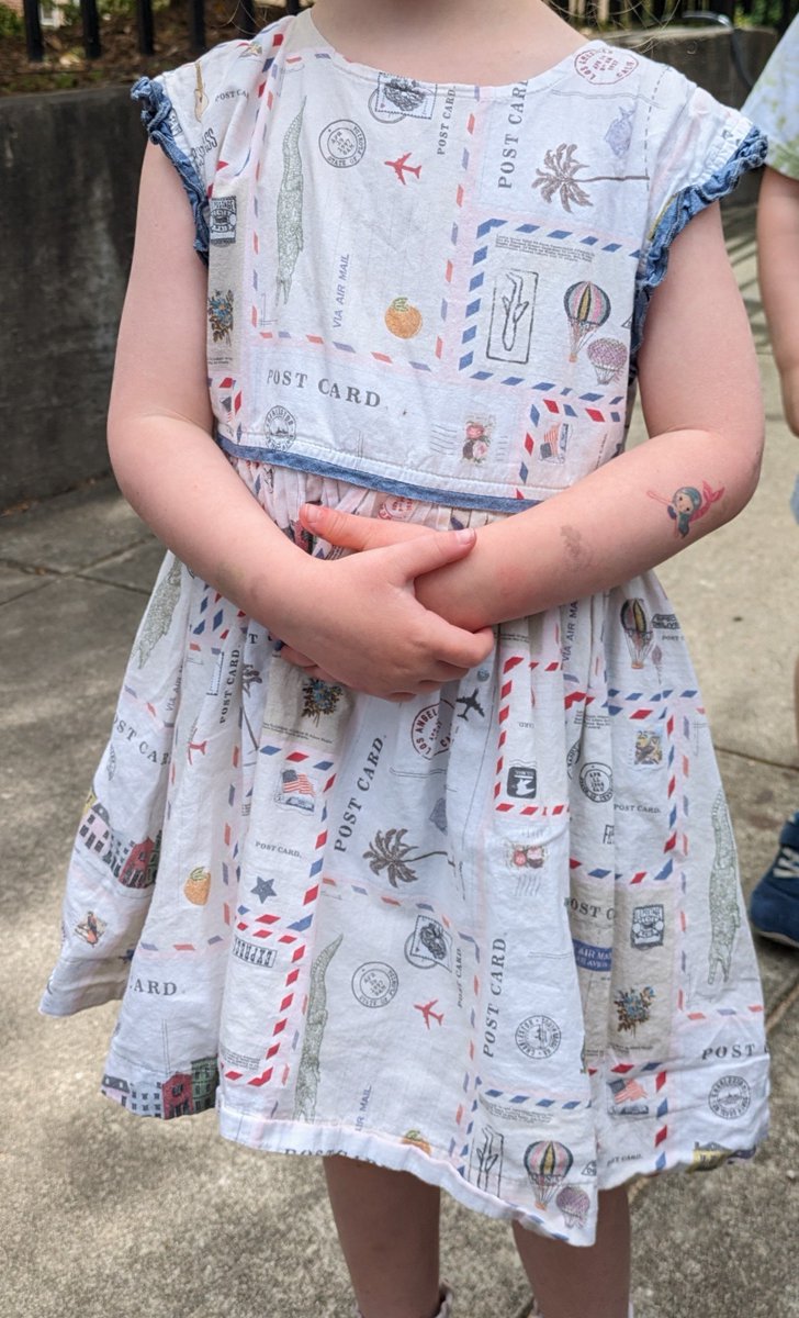 @postcrossing Look at this amazing Postcard dress one of the preschoolers was wearing this morning!