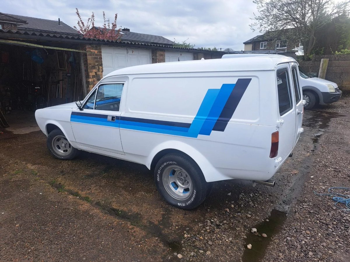 BarnFindsUK's tweet photo. Ad:  Custom Morris Marina Van - hands up if you'd love this! 🙋
On eBay here -->> https://t.co/0oRLhYko73

 #MorrisMarina #VanLife #CustomVehicles #UniqueCars https://t.co/j7xzuhzovP