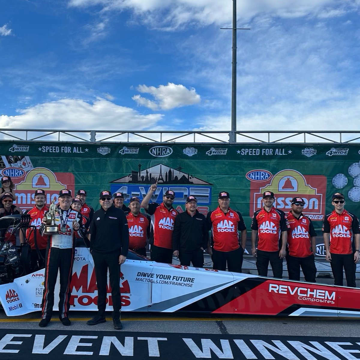 The Champ wins his first race of the year! Join us in congratulating Doug Kalitta on being the No. 1 qualifier and winner at the NHRA 4-Wide Nationals in Las Vegas over the weekend. #ForThoseWhoMakeTheWorld #Vegas4WideNats