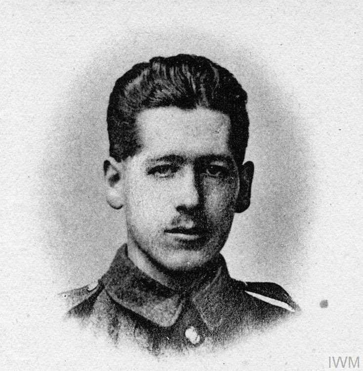 Remembering Lance Corporal Frank Sharp 🇬🇧

2nd Platoon, A Company, 2nd Battalion, Lincolnshire Regiment.

Death: 16 April 1918. Missing in action.

Son of James Frederick & Ellen Sharp, of 6, Howe Green, Chipstead, Coulsdon, Surrey.

#lestweforget #remembrance #britishhistory…