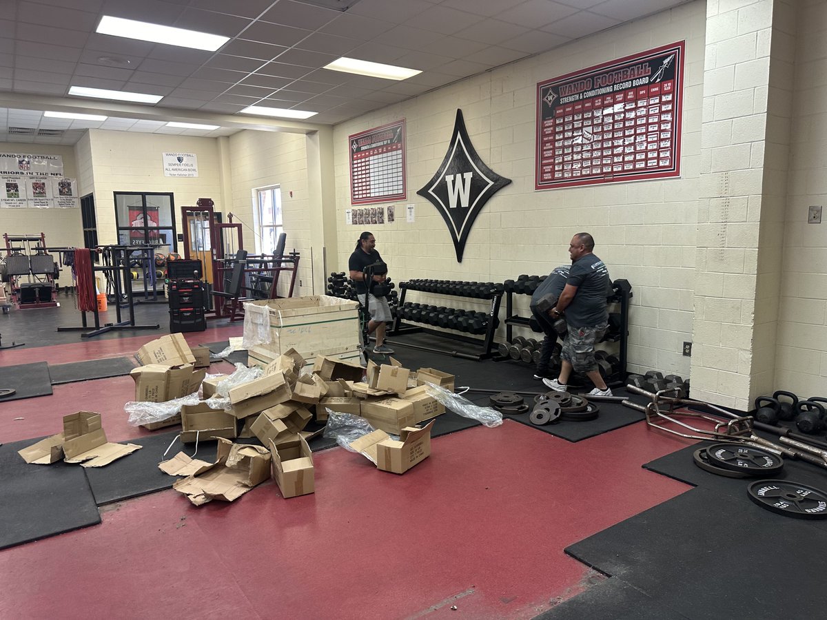 jeff_branch03's tweet photo. THE PROCESS! 💪🏼

We got to give @wandohigh a small update this Friday and wanted to share a few pics of our team hard at work. We will personally customize, design, and deliver all your equipment and flooring!

If you're interested, shoot me a message!

3367700009 https://t.co/RVWTFvGvvi