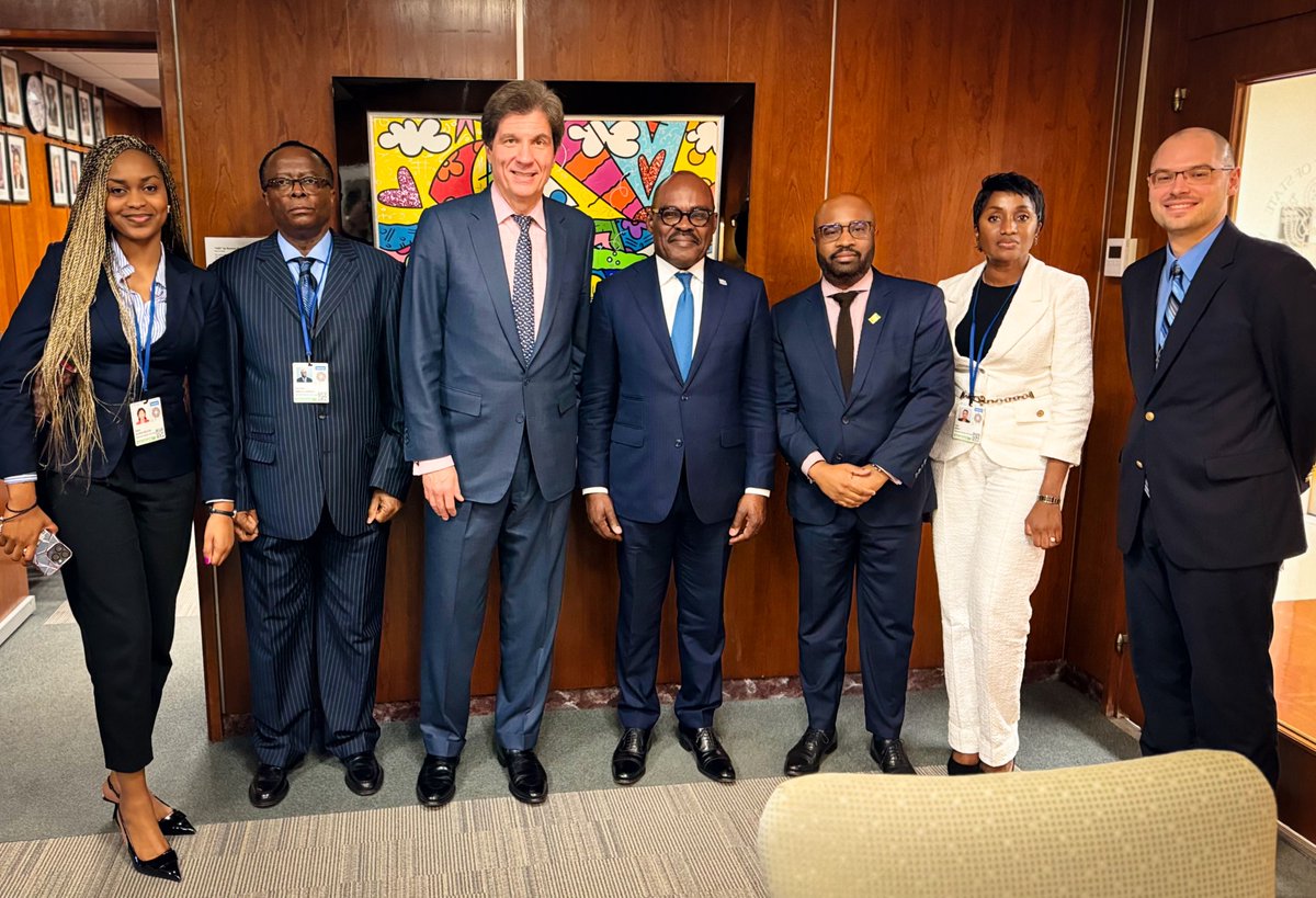 It was great to see 🇨🇩 Democratic Republic of Congo Finance Minister @nskazadi again and discuss the #DRC’s economic agenda to create jobs and economic growth. The U.S. will continue to work with DRC to support the global energy transition and help ensure shared benefits for all.