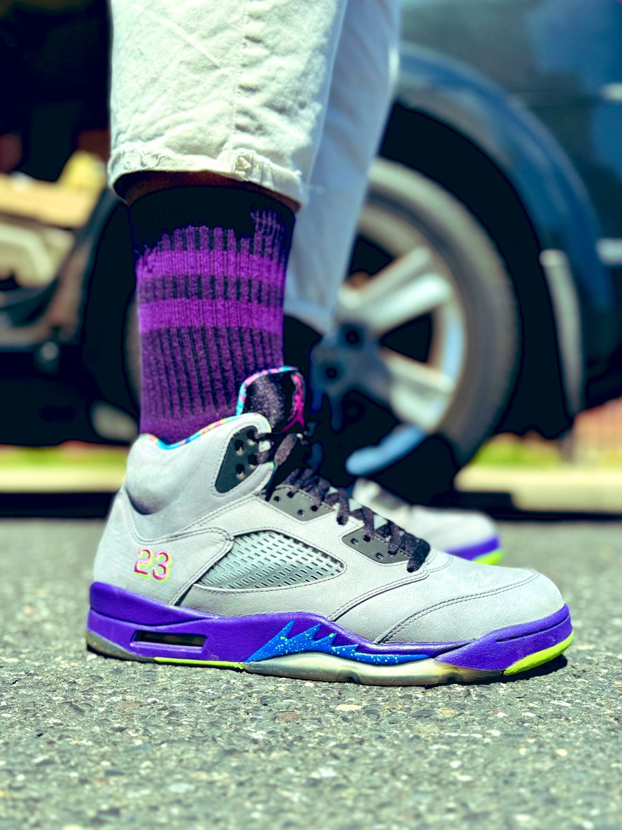 Good afternoon from the 215 ☀️ SNEAKER X FAM @Jumpman23 @nike #mrsock @stance #sneakersliveheatingup #freshprince #phillyphilly #jordan5 #KOTD just my contribution to those that added their fantastic #sneakers ✊🏾😎🫡