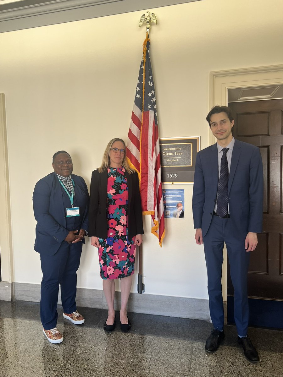 Krista Frederick and I with @RepGlennIvey counsel Jackson Olesky. Favorable meeting and thank you congressman Ivey for co-sponsoring HR2474 Strengthening Medicare for Patients & Providers @APTAtweets #ptadvocacy @APTAofMaryland