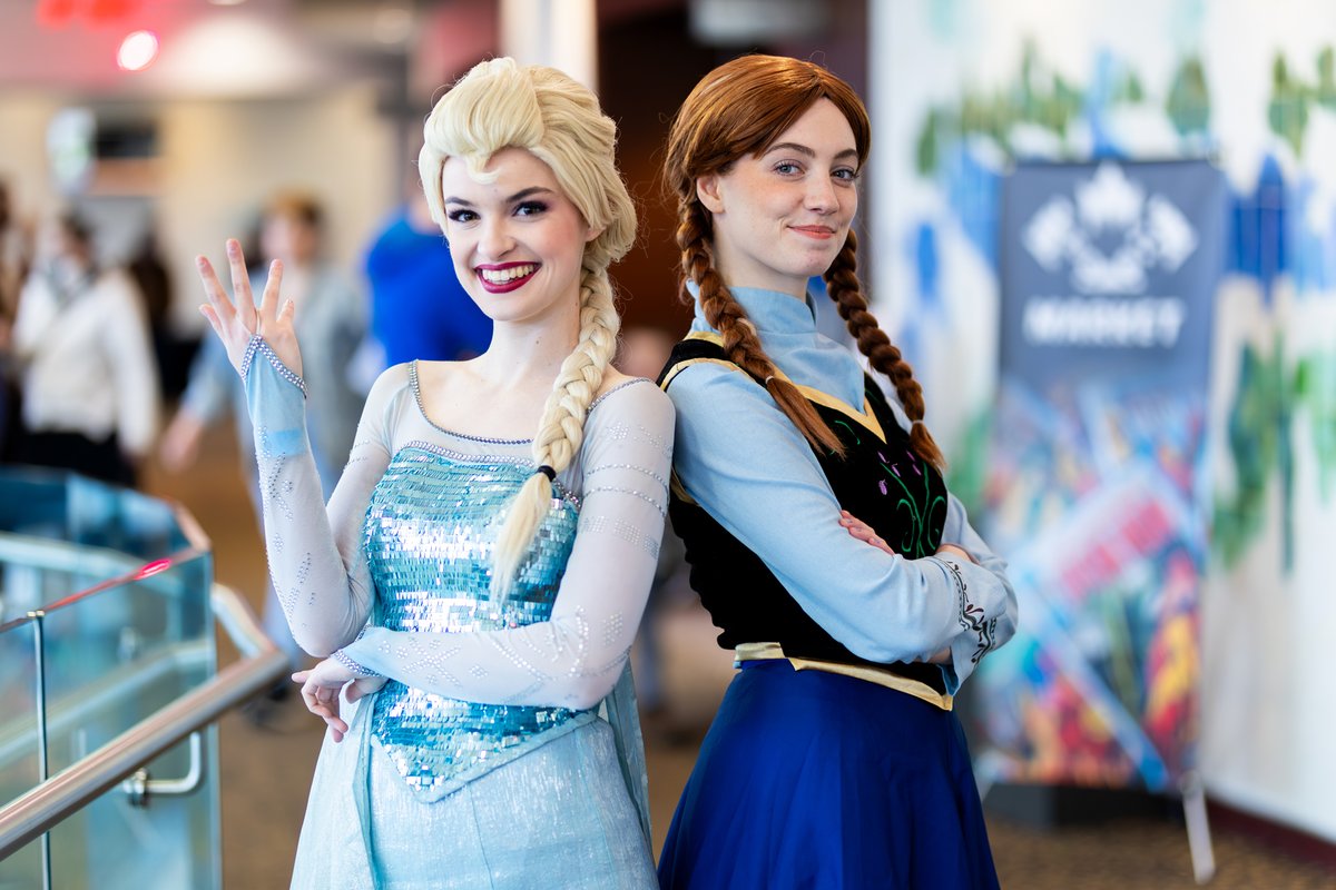 AEXsocial's tweet photo. Day 1 shots are up on Facebook! Here is a link to the complete album! Special thank you to Eric Metzloff for capturing these moments for us! Day 2 coming soon. 📸 https://t.co/Skg4BpD6uL https://t.co/SekQyO5GTi