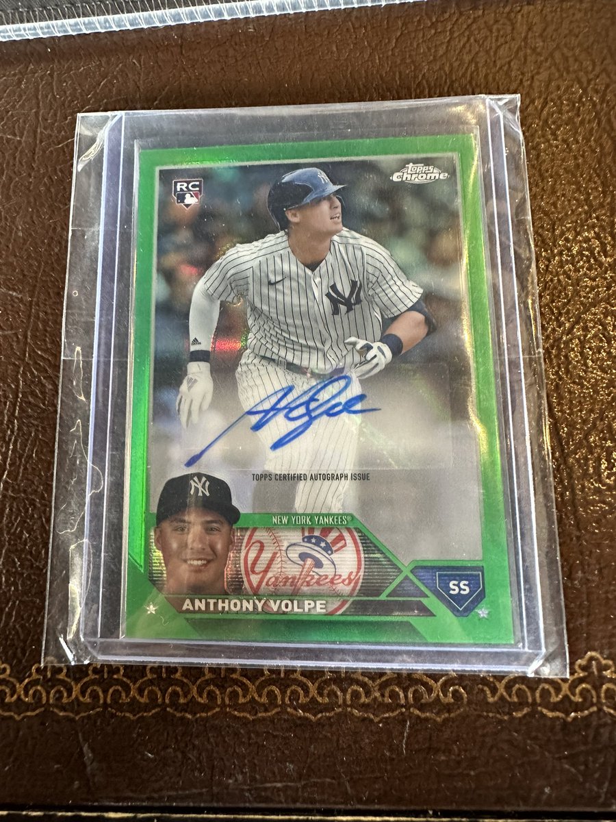 Mail day from one of my last @mycard_post trades! Glad to add another Volpe.