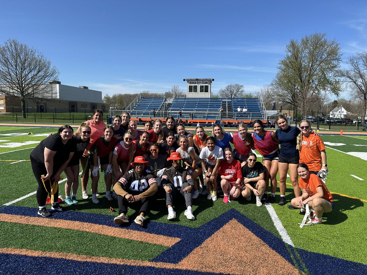 Berea-Midpark Titans tweet media