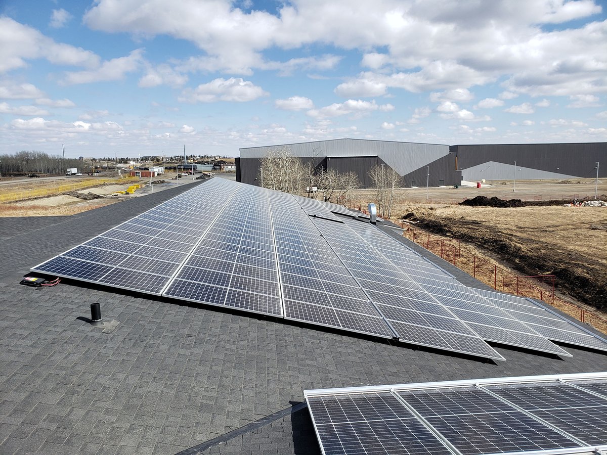 SkyFireEnergy's tweet photo. Project Details: 114k, 296 solar panels
Grid-tied solar power system through ENMAX
Location: Alberta
Interested in going solar? Visit our website! https://t.co/Jh1eL4XseN
#SkyfireEnergyAB #WesternAlbertaSolar #RenewableWest #AlbertaSunPower #SkyfireSustainability https://t.co/6qIQrRAWh1