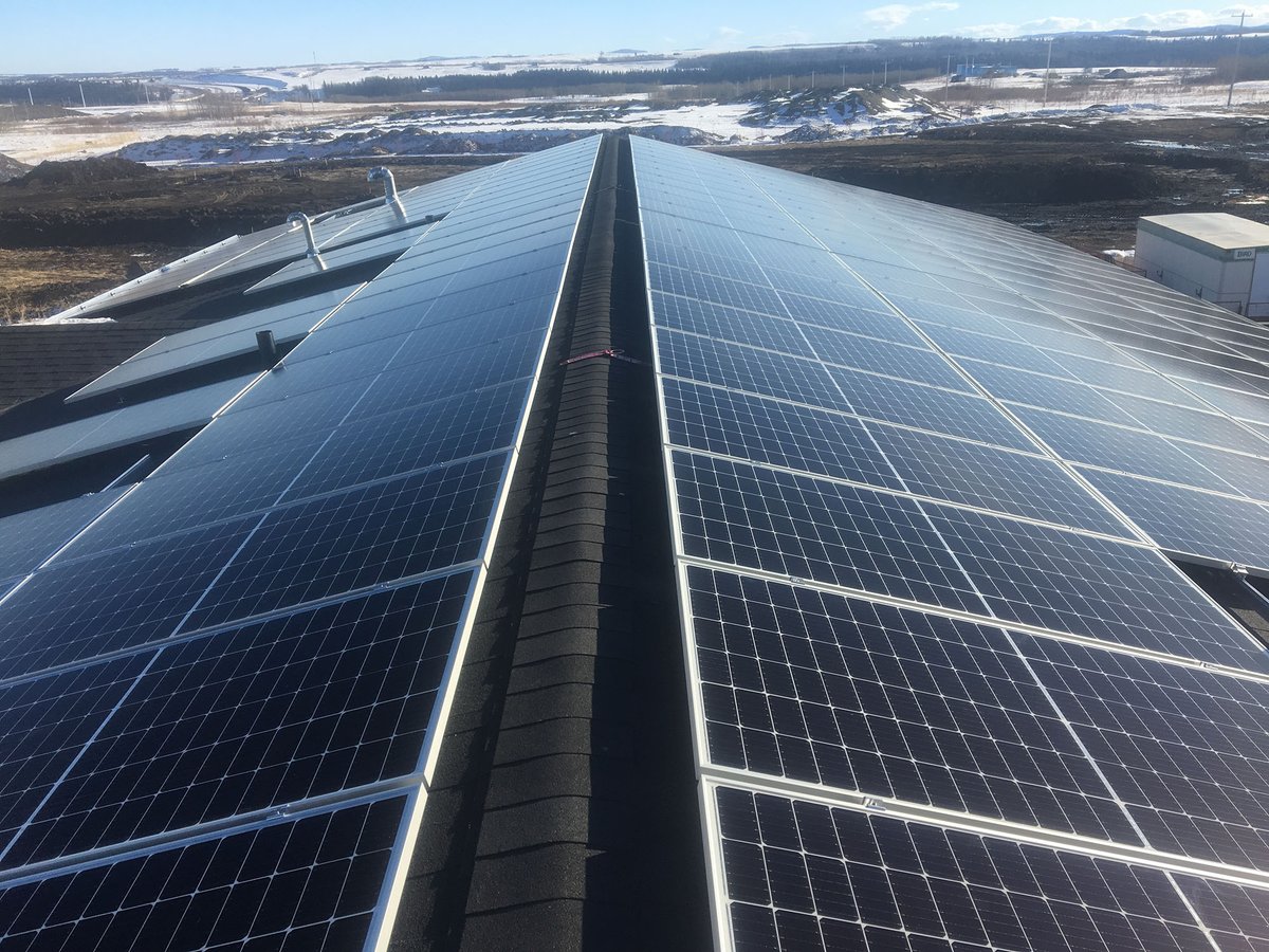 Project Details: 114k, 296 solar panels Grid-tied solar power system through ENMAX Location: Alberta Interested in going solar? Visit our website! skyfireenergy.com/consultation/ #SkyfireEnergyAB #WesternAlbertaSolar #RenewableWest #AlbertaSunPower #SkyfireSustainability