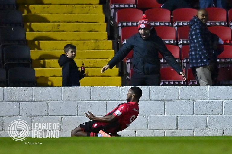 FULL TIME AND WE'VE EQUALIZED! ⏱90' +6 - GOOOOAAAALLLL FOR LONGFORD TOWN! JORDAN ADEYEMO WOULD YOU BELIEVE IT! Wexford 2-2 Longford Town #Town2024 | #LTFC | #CmonDeTown | 🔴⚫️