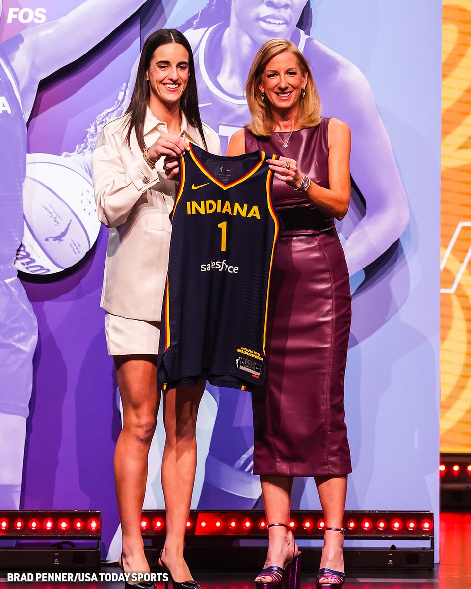WNBA Draft viewership 📺

2016: 254,000
2017: 273,000
2018: 303,000
2019: 248,000
2020: 378,000
2021: 331,000
2022: 403,000
2023: 572,000
2024: 2,450,000