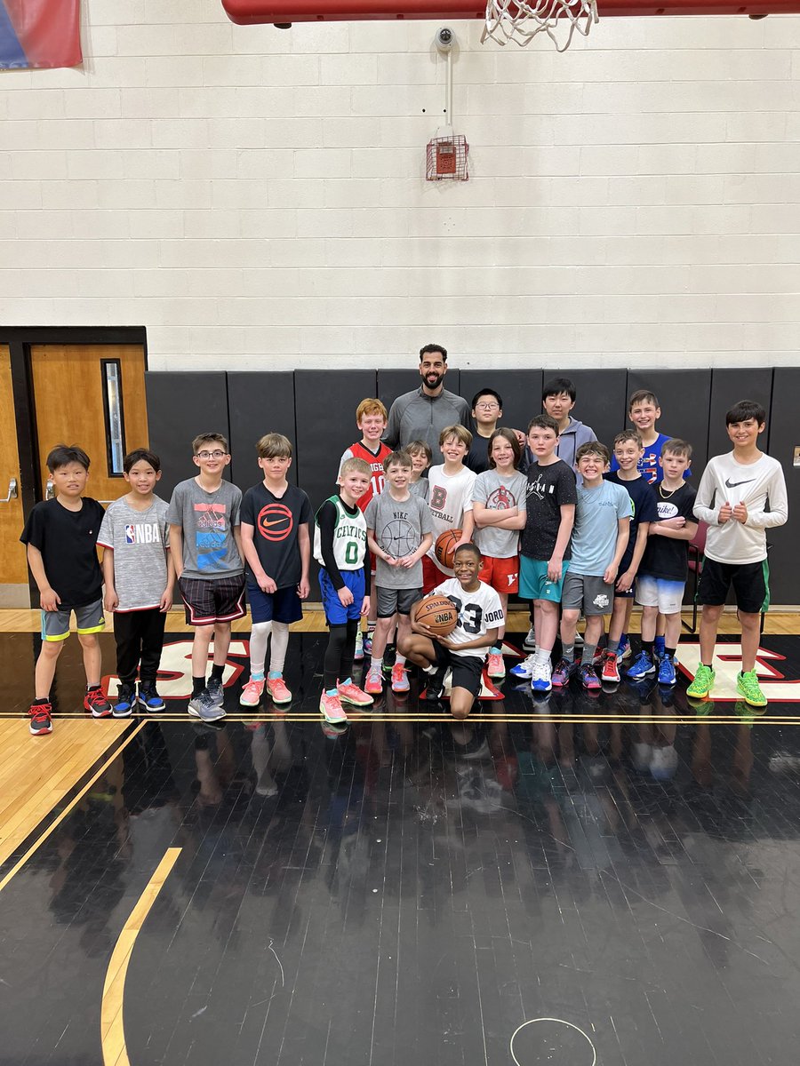 ENCMBB's tweet image. Day 1 At ENC Youth Clinic!