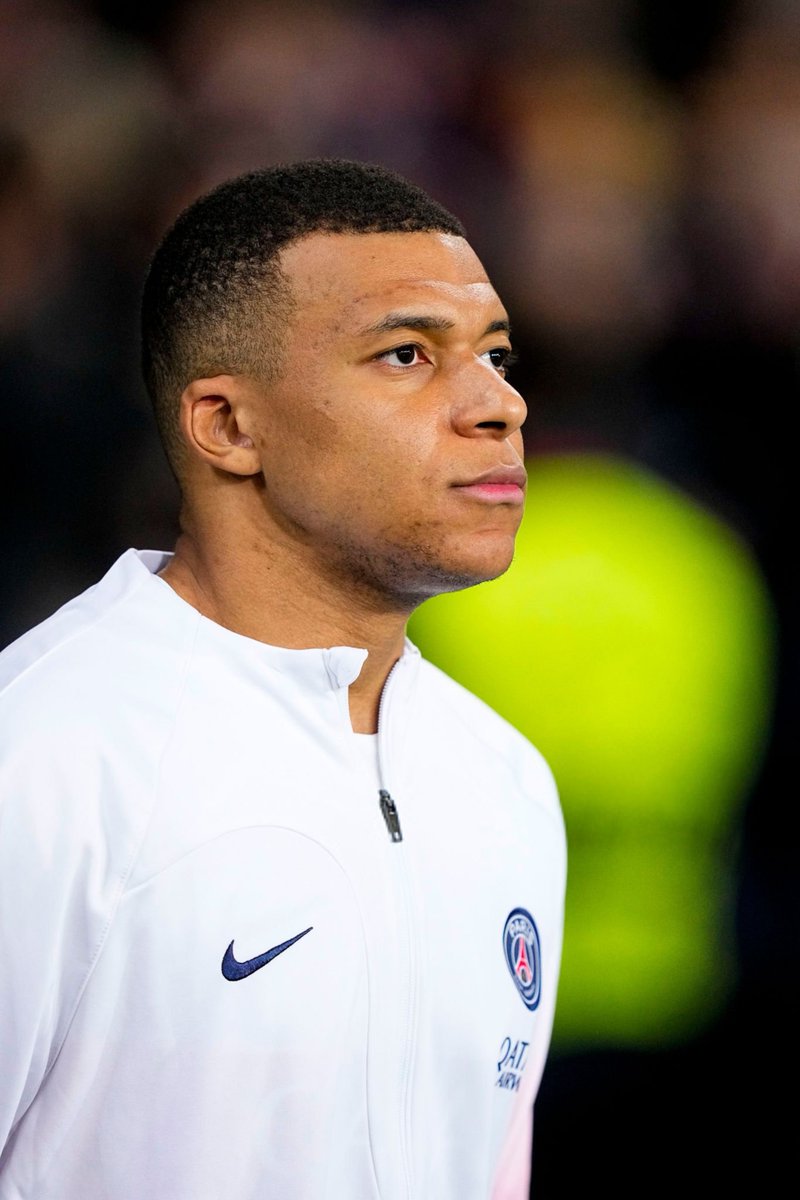 Kylian Mbappé a own le Barça.