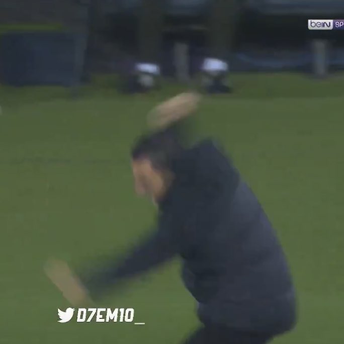 hufflepoesy's tweet photo. Vai tomar no cu Xavi,
Vai tomar no cu Lewan,
Vai tomar no cu ARAÚJO VAI TOMAR MT NO CU,
Vai tomar no cu Barcelona. https://t.co/V4l5ybQniX