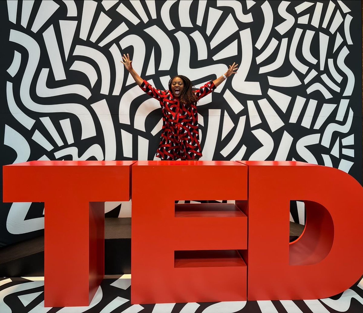 Erika Moore tweet media