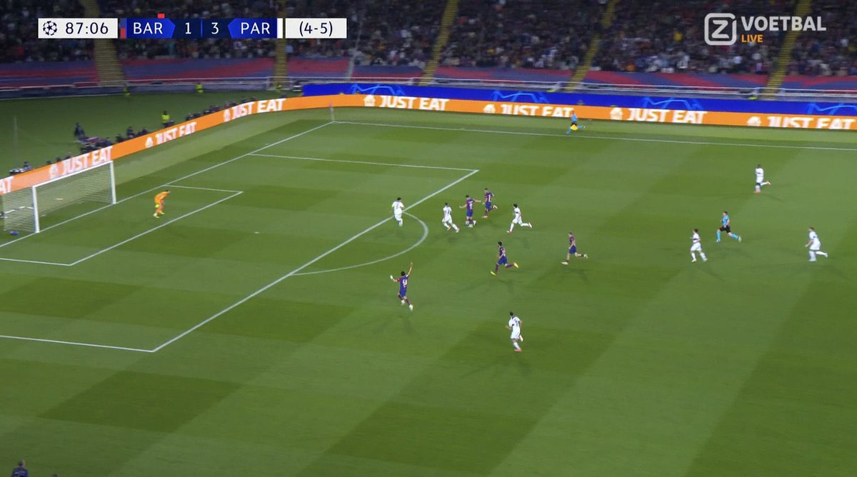 22feno's tweet photo. C’était la dernière action de ma vie avec le FC Barcelone https://t.co/X4U60qu1yT