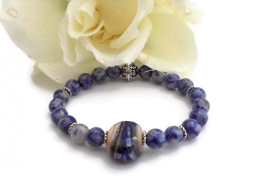 Sodalite Gemstone Stretch Bracelet, Healing Crystal Jewelry Gift bit.ly/BlueJeanVST #cctag @Victorian_ST