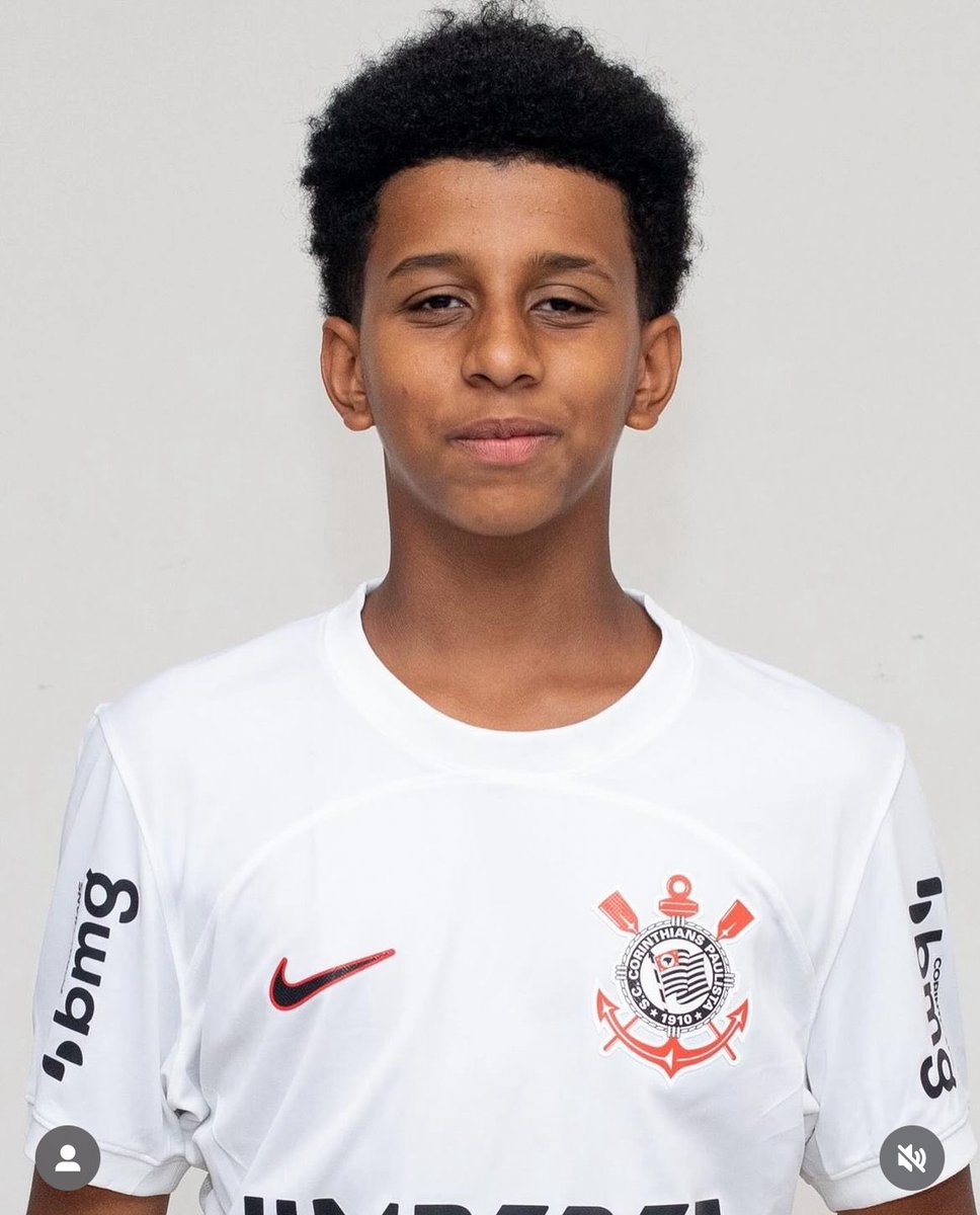 itsliim_a's tweet photo. e o Gilzinho, filho do Gil, também joga na base do Corinthians https://t.co/pA7HPUgkDn