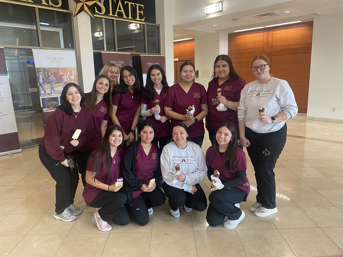 Had a fabulous event with over 188 people attending our end of semester ice-cream social at the @txstrrc - quick pic of the @txst #respiratorycare students 🍦🤩