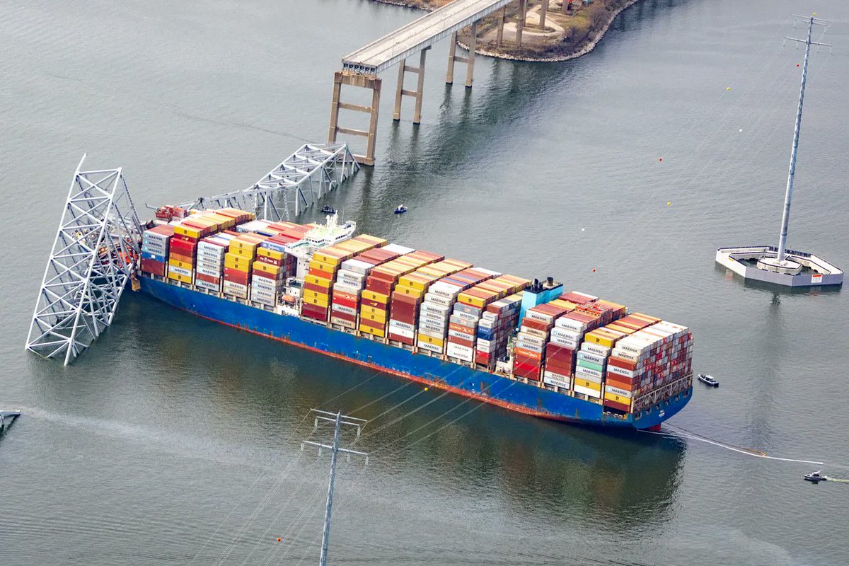 ScmThink's tweet photo. 🚢Transportistas comparten estrategias para enfrentar el colapso del puente de Baltimore
Leer más aquí: https://t.co/1yLYjoJUju
#SCMThink - https://t.co/N0UM31DCnh
#ConsultoríaLMAC 🇨🇱 https://t.co/OPP04zTTBc