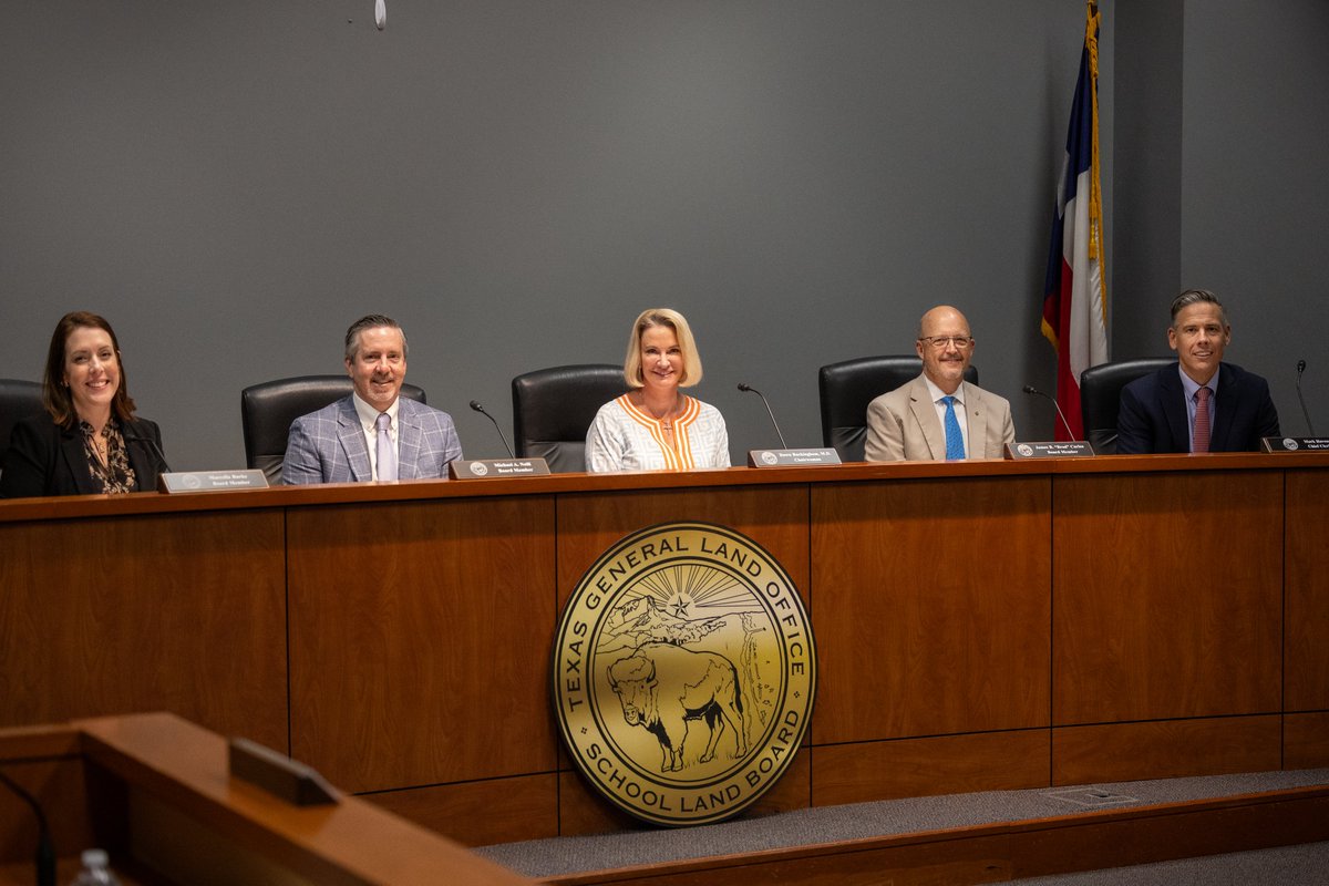 Commissioner Buckingham presided over the monthly School Land Board (SLB) meeting today. The SLB determines how the @TXGLO helps aid public education in the state of Texas. Our students today are the leaders of tomorrow! 📚