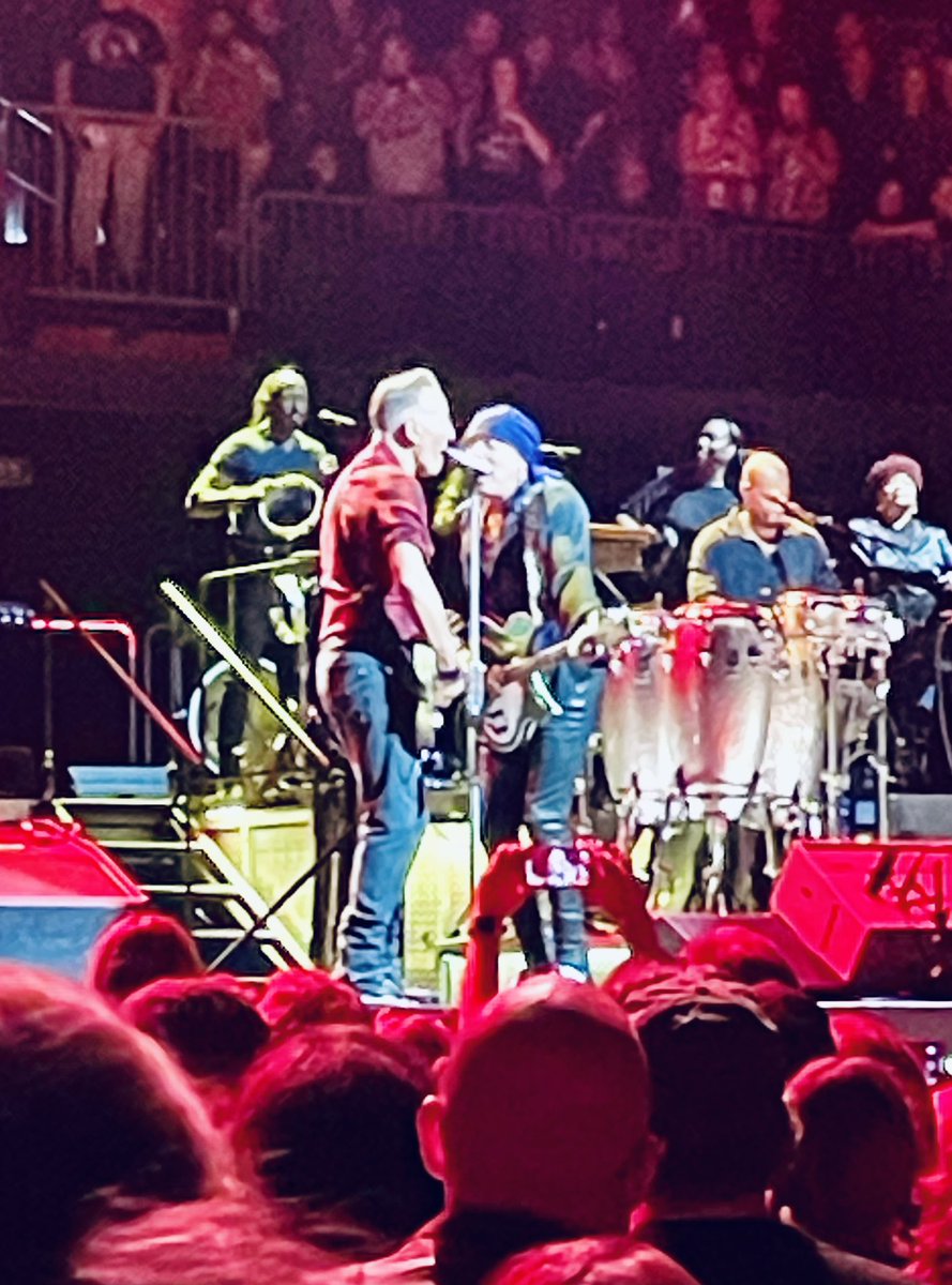Join us this week on ‘Live from E Street Nation’ as we recap the latest @springsteen and The E Street Band shows. Plus, feel free to call in at 877-70-BRUCE to discuss anything else related to Bruce and the band. Tune in at 6 pm ET/3 pm PT on E Street Radio, @SIRIUSXM channel 20.